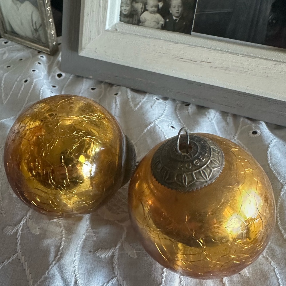 Kugel Vintage Round Amber Honey  Glass Ornament